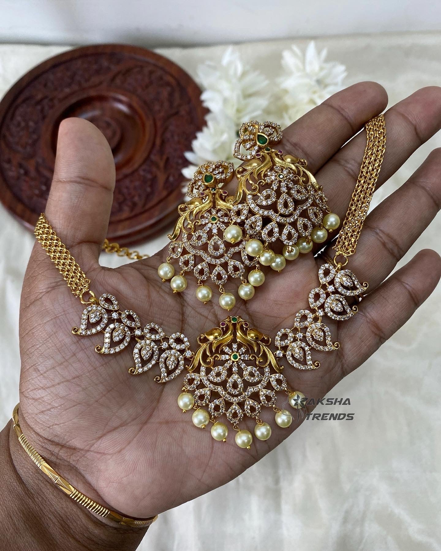 Palavi -Leafy American diamond choker Aksha Trends