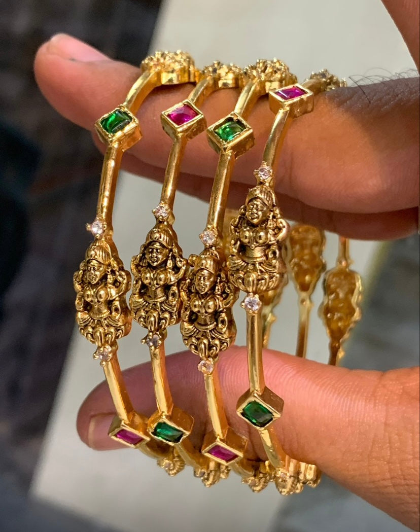 Lakshmi diamond bangles (4pc) Aksha Trends