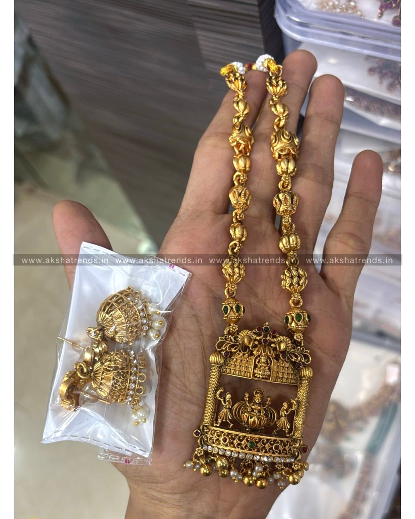 Antique Temple short haram Aksha Trends