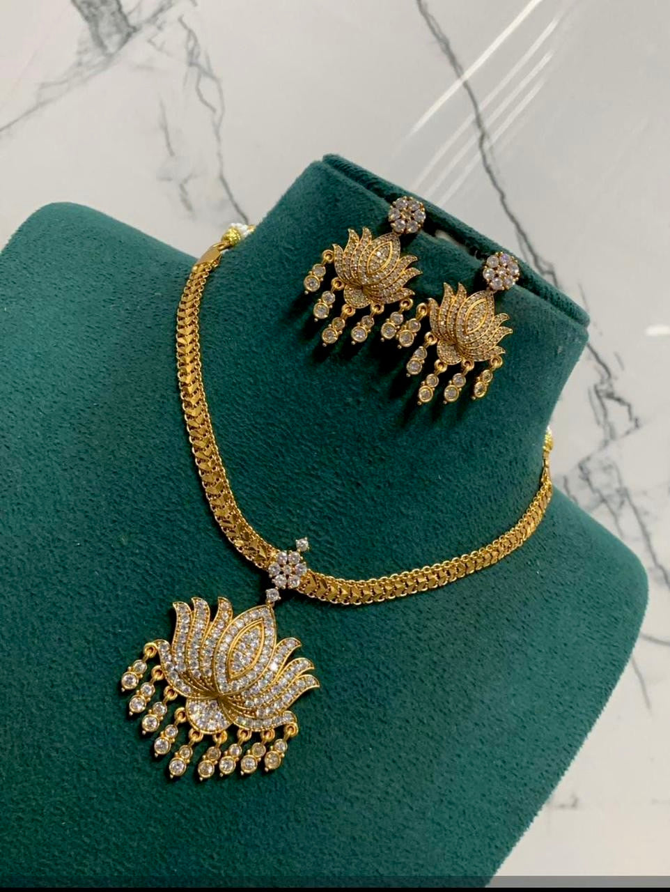 Lotus Attigai Aksha Trends