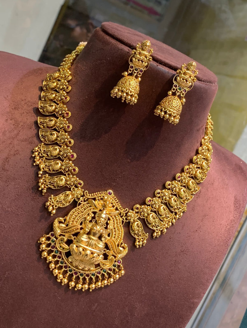 Golden Manga bridal Necklace Aksha Trends