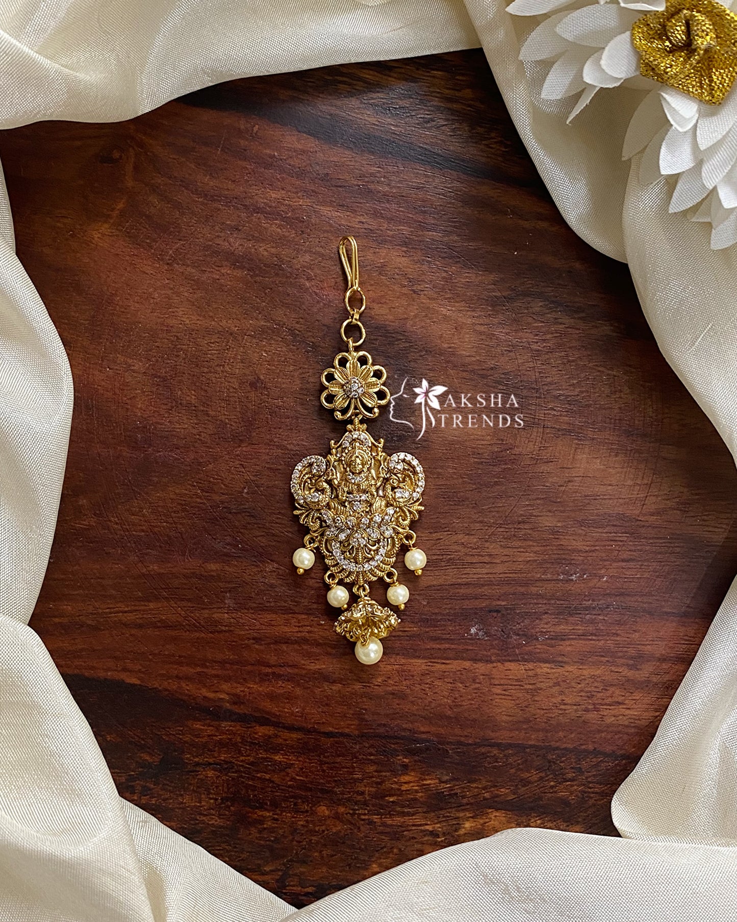 Premium Nagas diamond tikka Aksha Trends