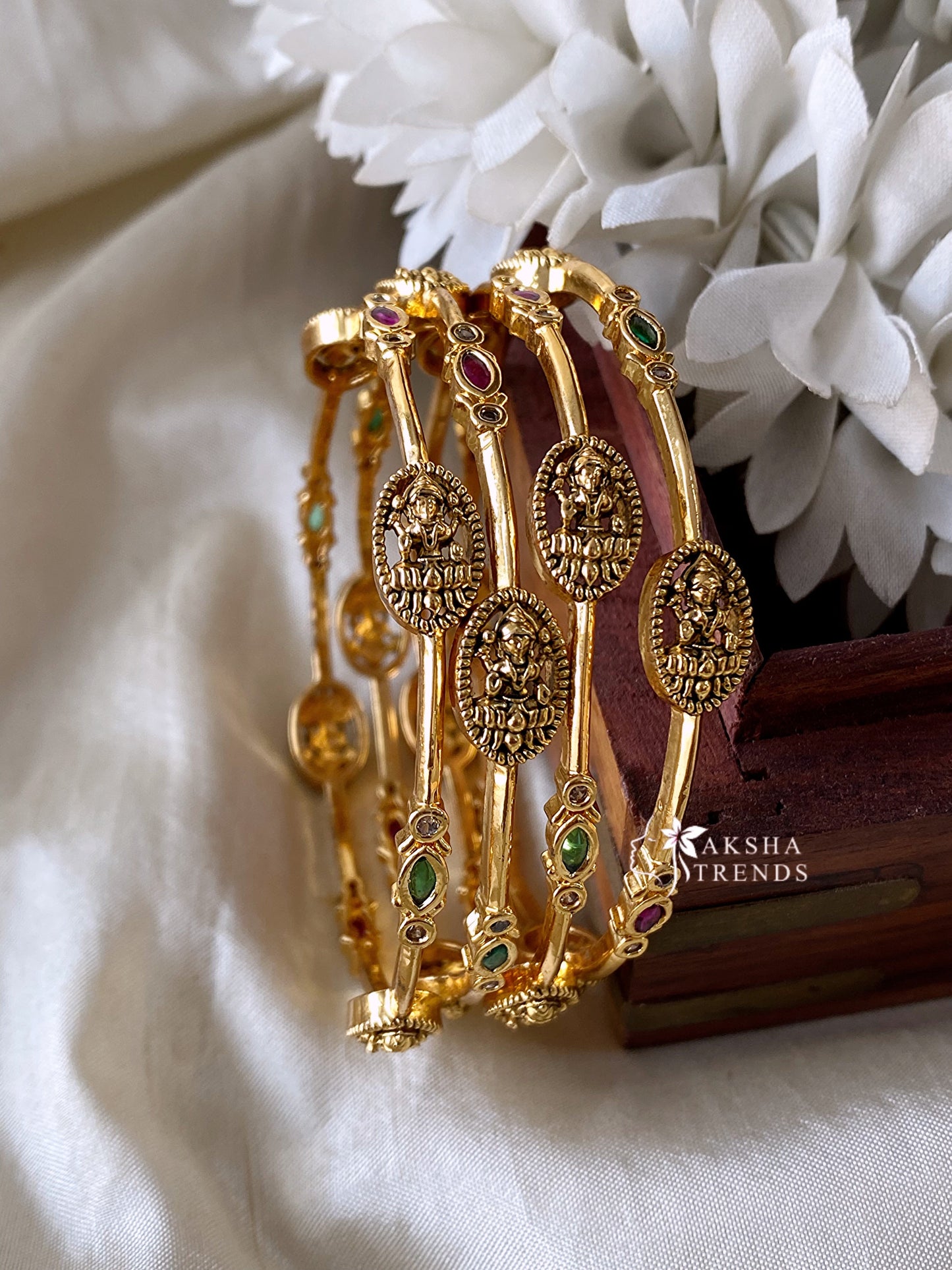 Premium lakshmi bangles (4pc) Aksha Trends