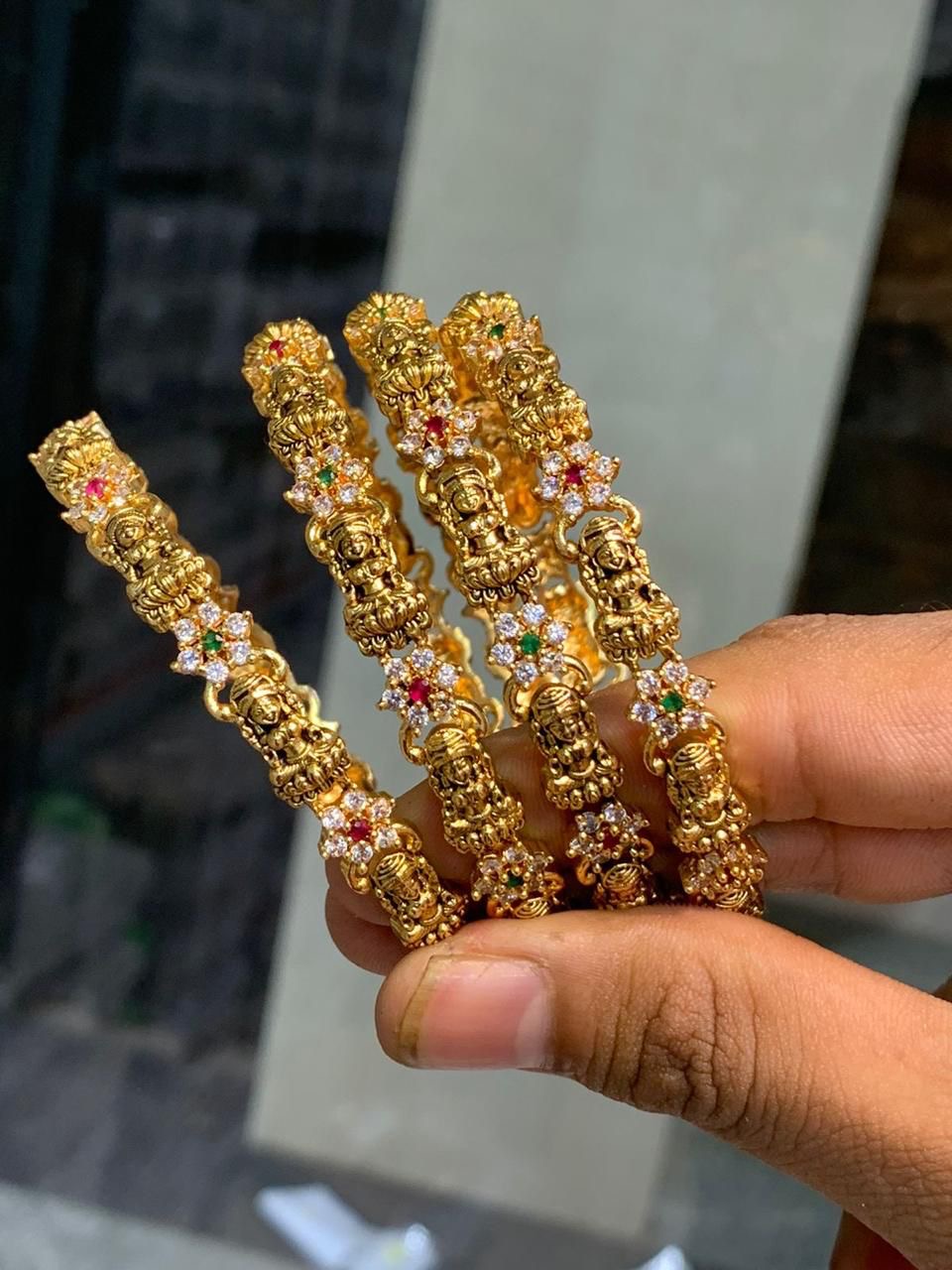 Lakshmi diamond Bangles (2pc) Aksha Trends