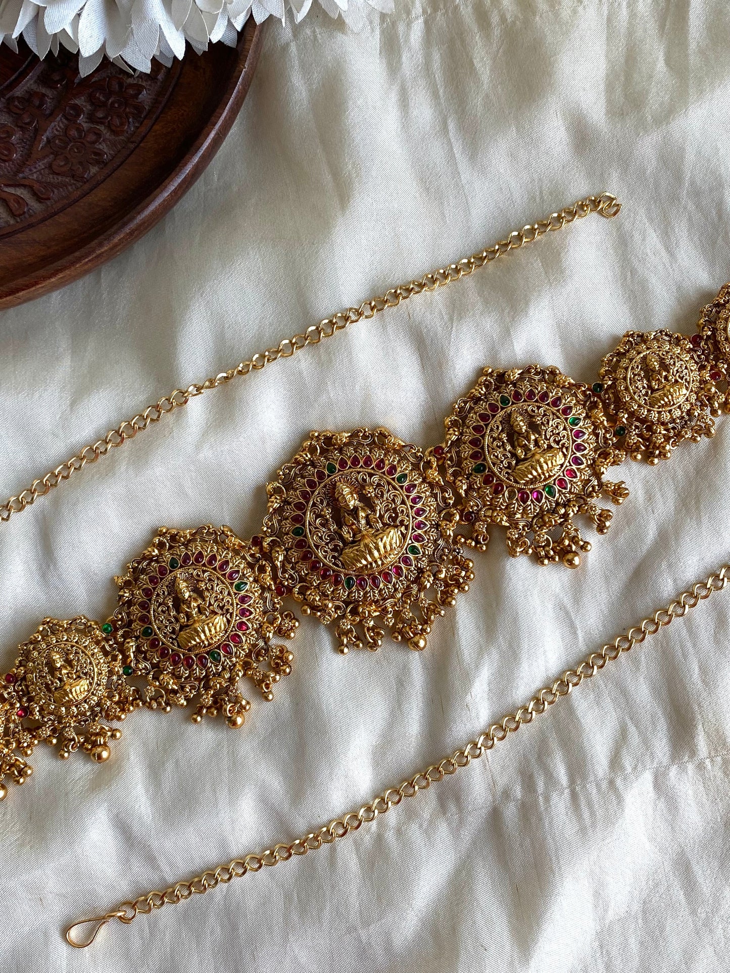 Antique lakshmi hipchain Aksha Trends