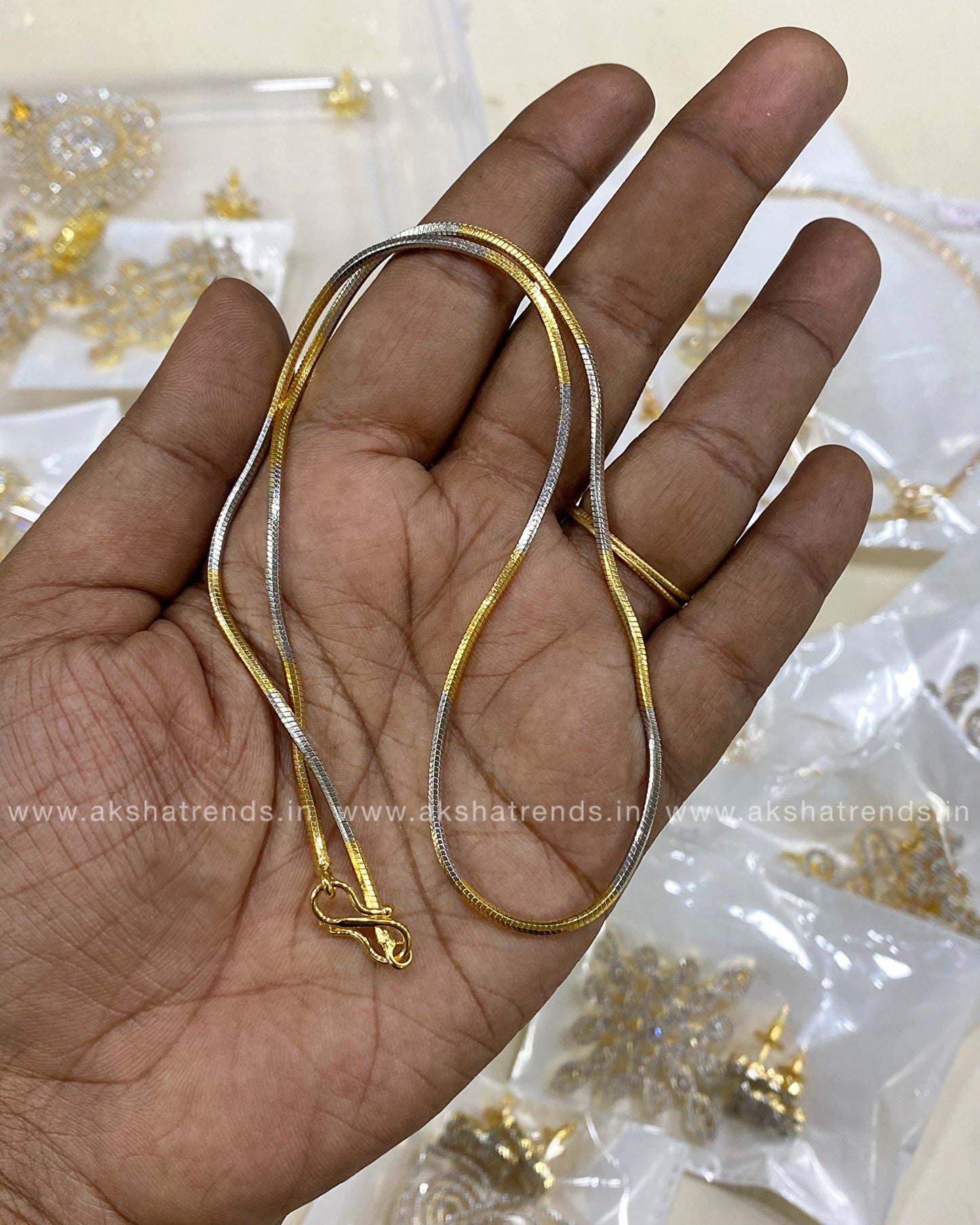 Plain snake chain Aksha Trends
