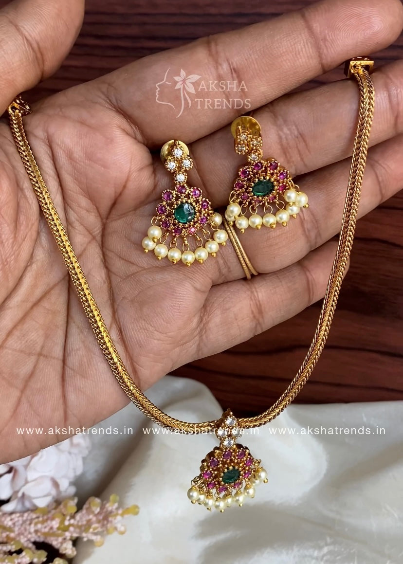 Kemp Attigai chain Aksha Trends