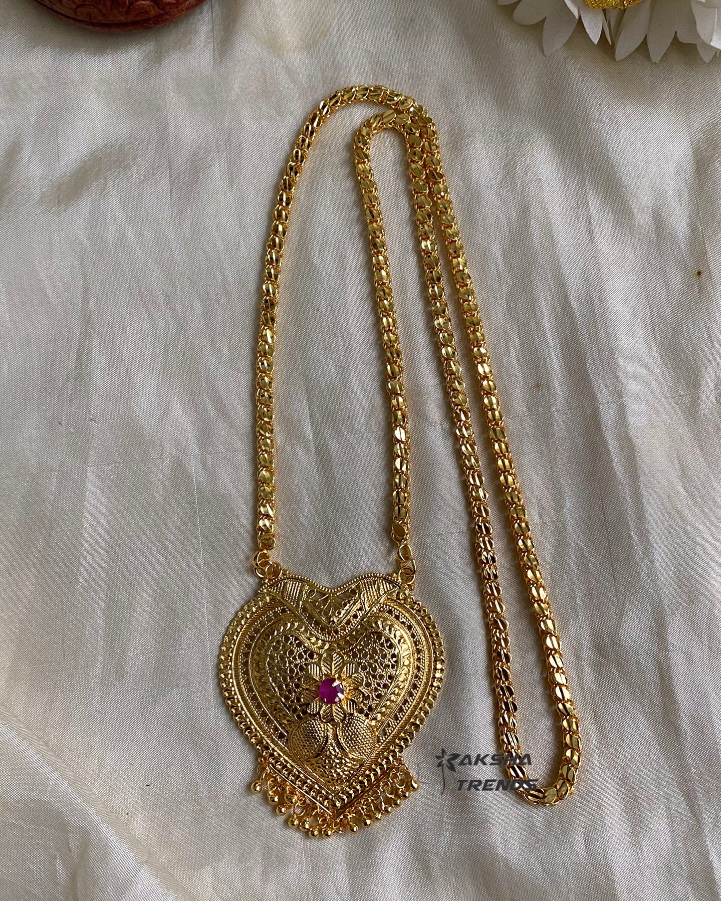 Heart Dollar chain Aksha Trends