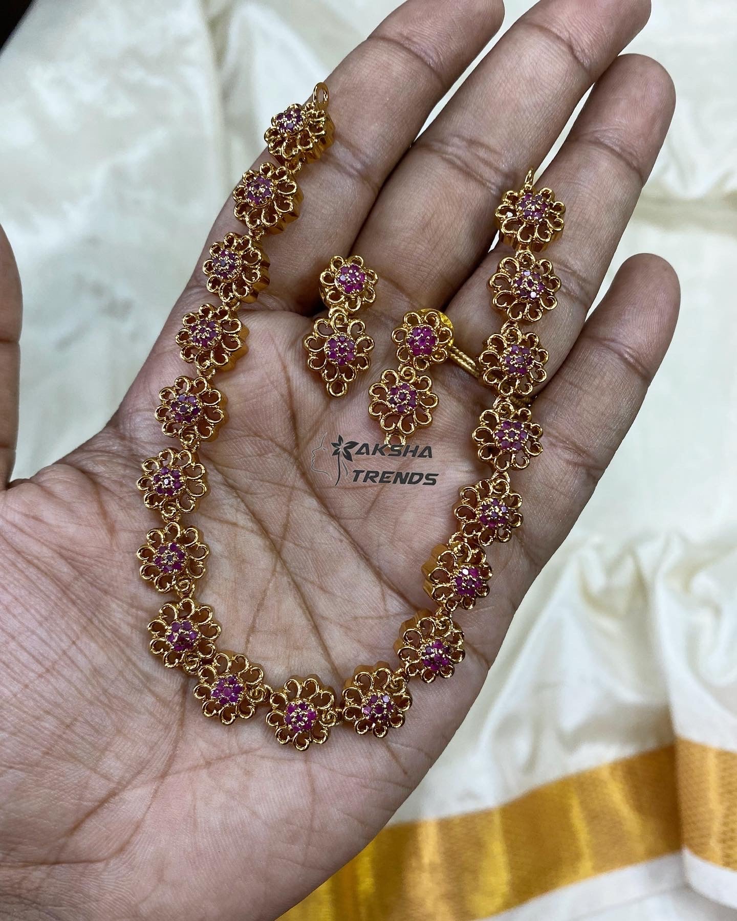 Zircon diamond floral necklace Aksha Trends