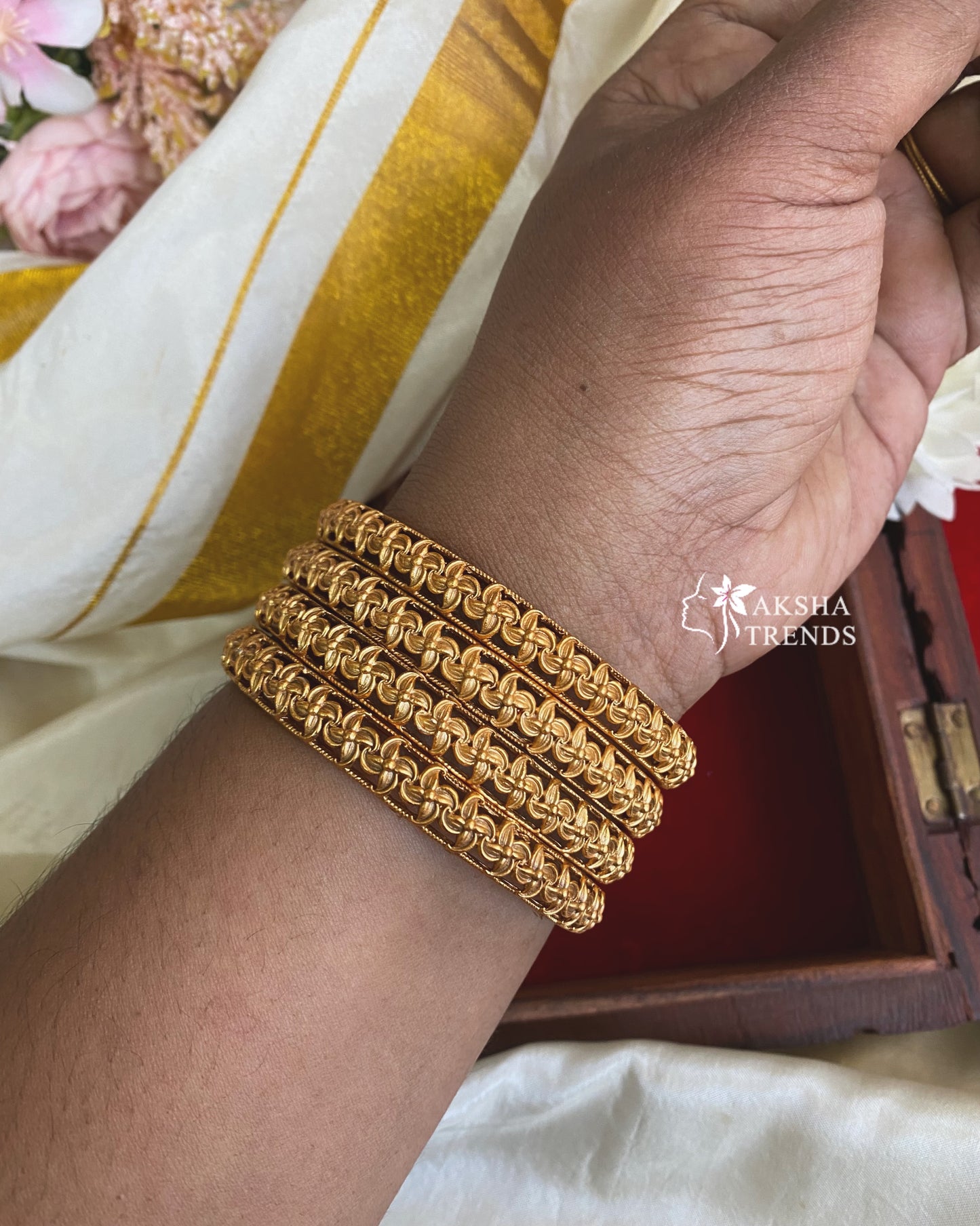 Floral Bangles (4pc) Aksha Trends