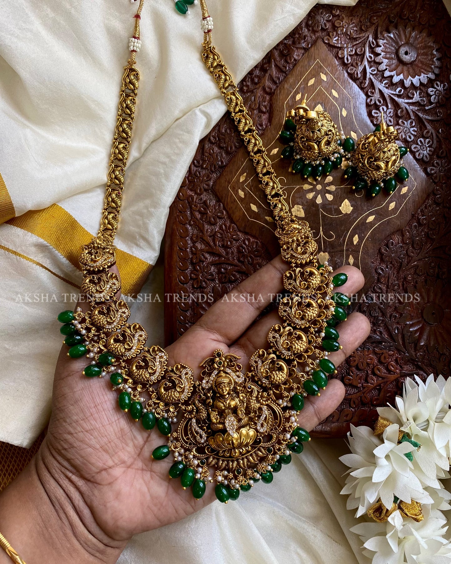 Nagasi bridal Haram Aksha Trends