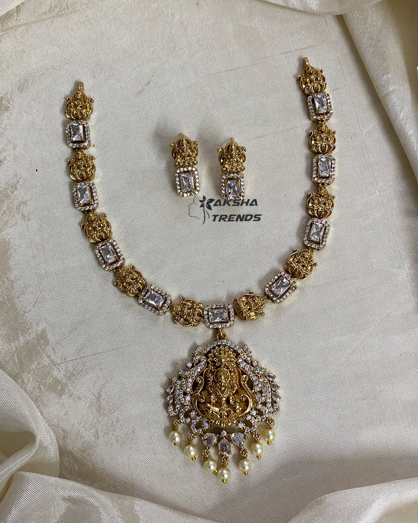 Lakshmi diamond necklace -white Aksha Trends