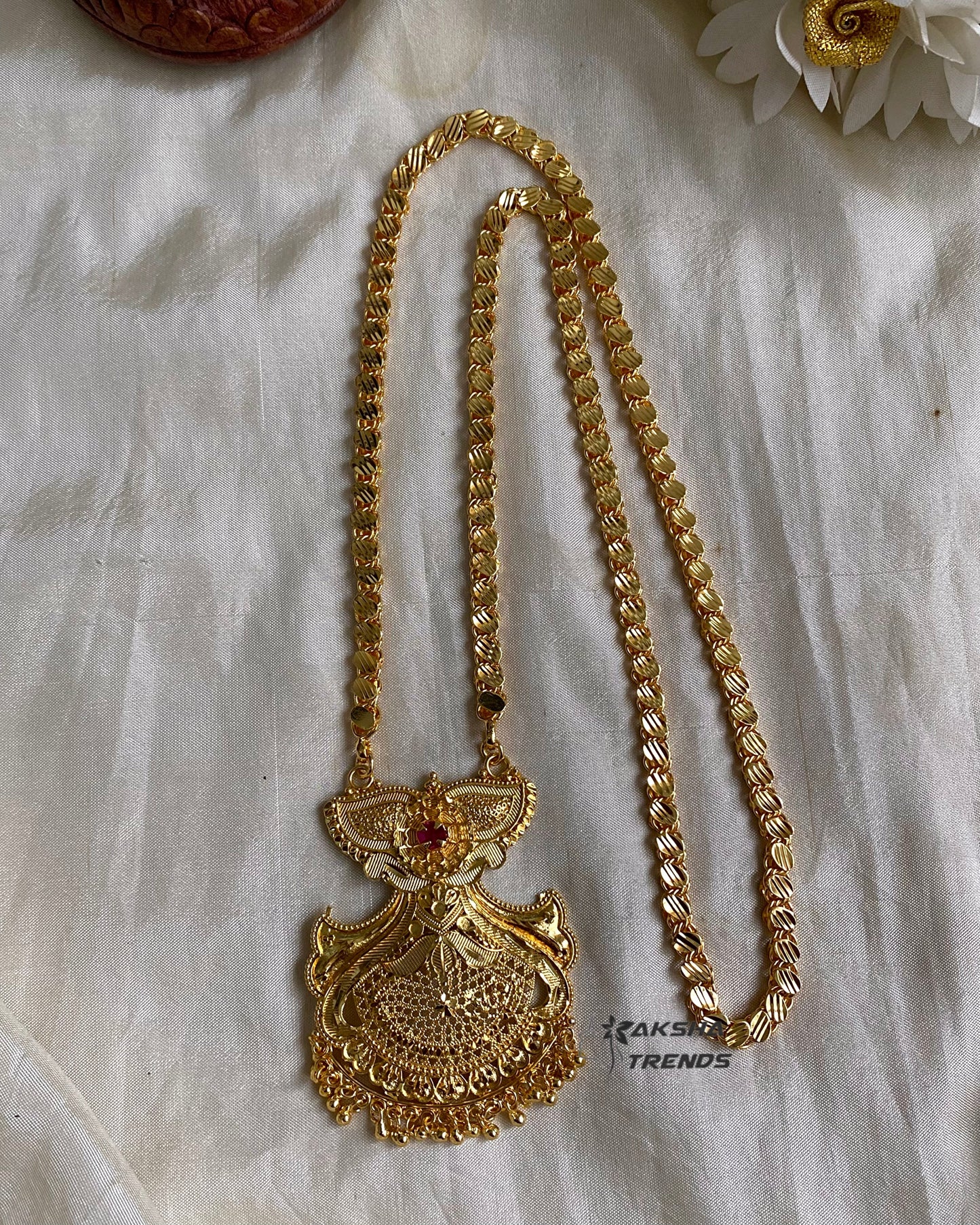 Floral Dollar chain Aksha Trends