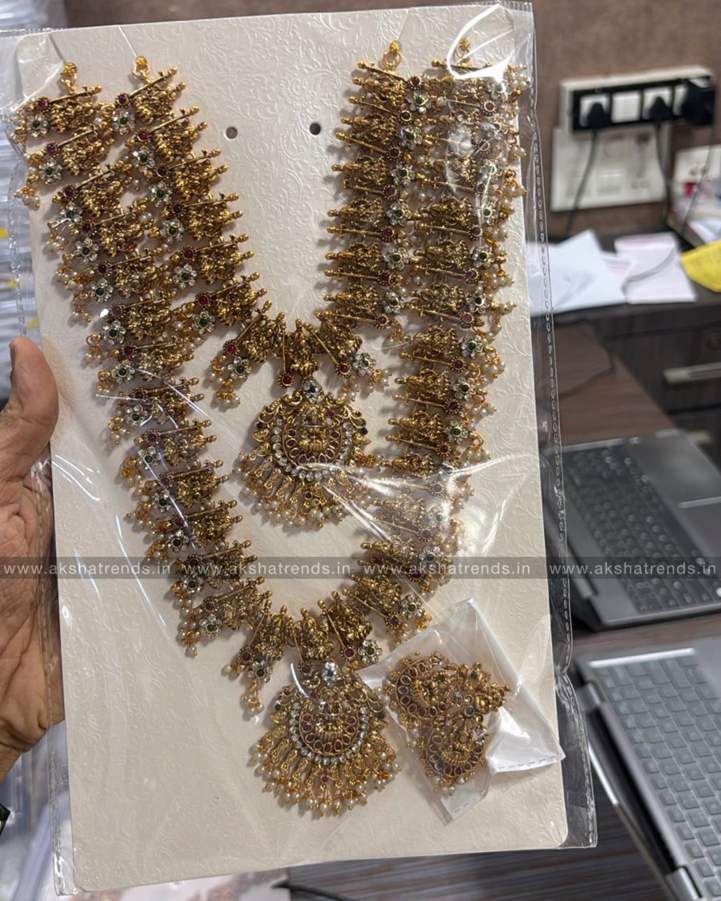 Lakshmi semibridal pearl set Aksha Trends