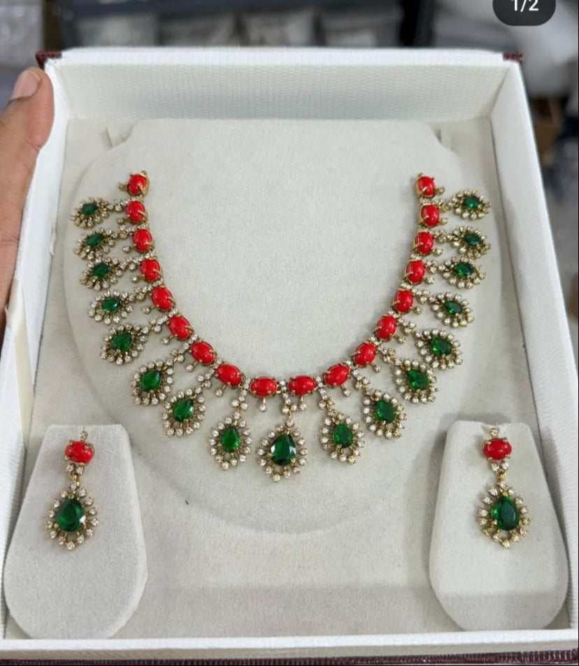 Emerald-coral Pavalam necklace (Big size) Aksha Trends