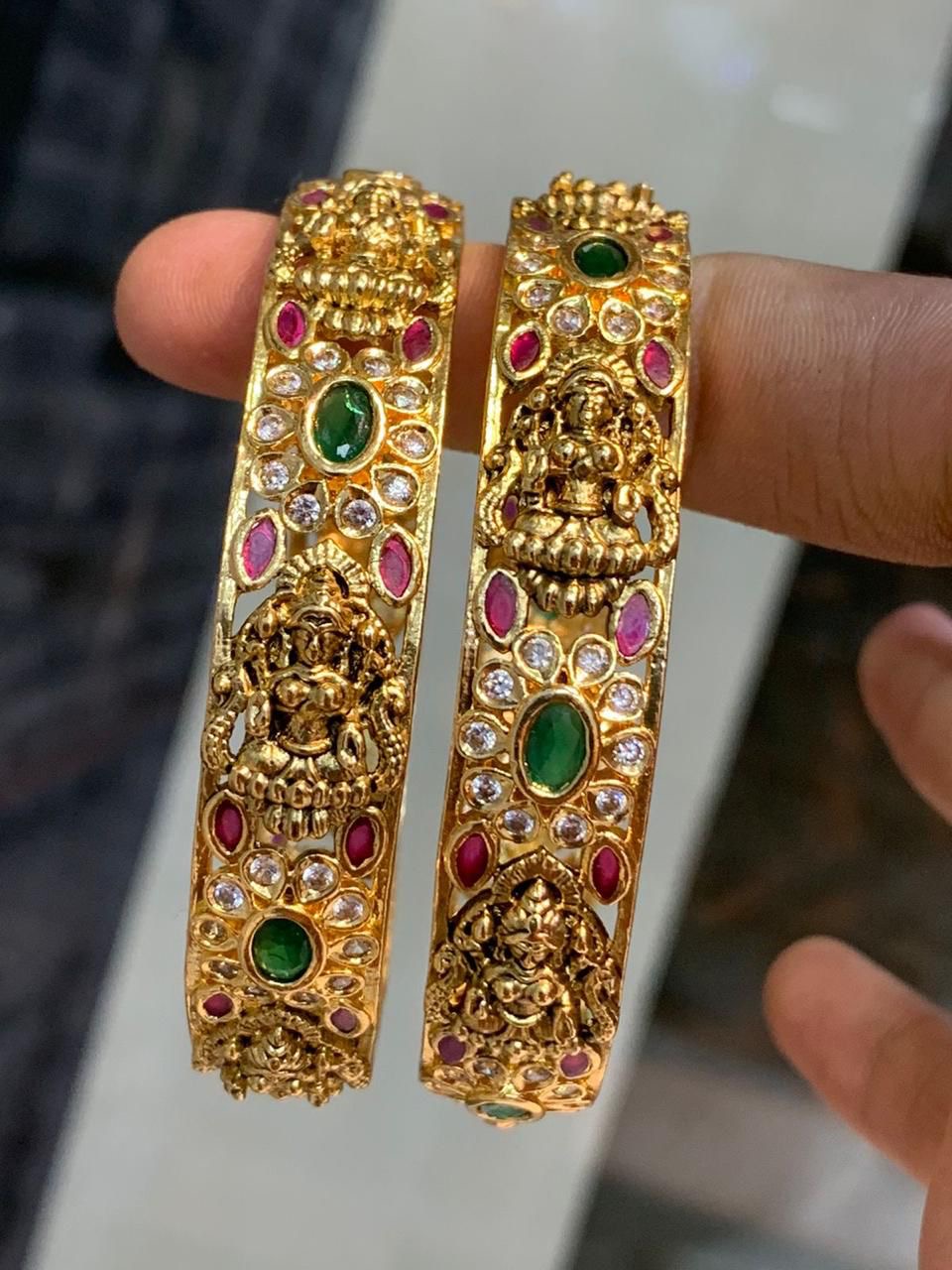 Premium bridal bangles (2pc) Aksha Trends