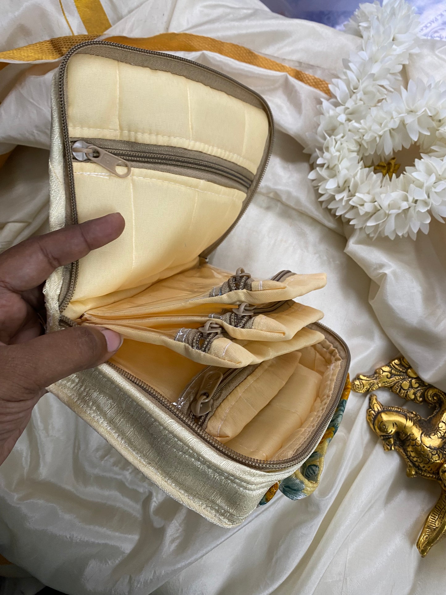 Jewellery Travel Bag -Ivory
