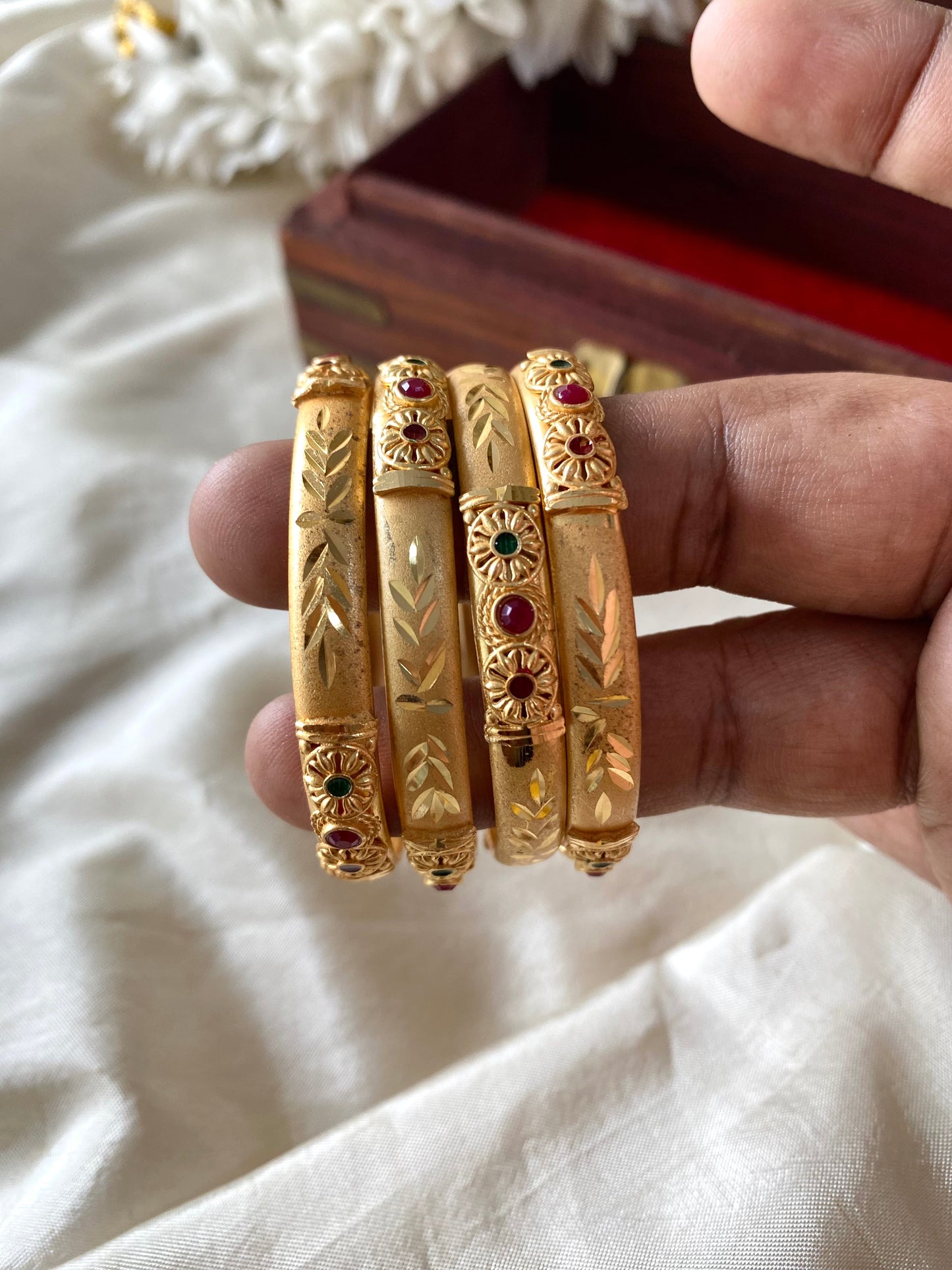 Kids bangles (4pc) Aksha Trends