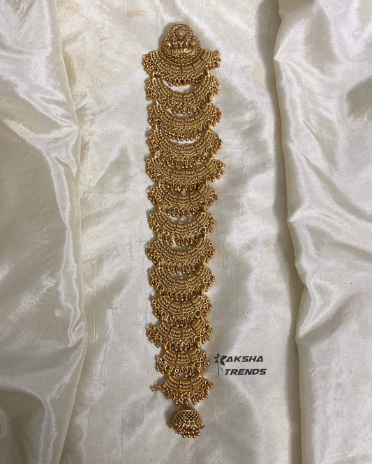 Golden jada billai -short Aksha Trends
