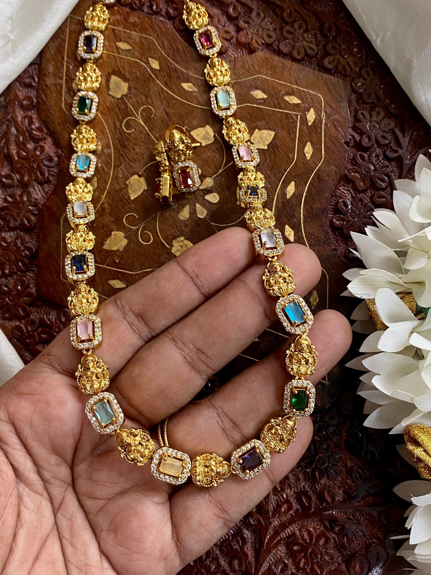 Navaratna stone haram Aksha Trends