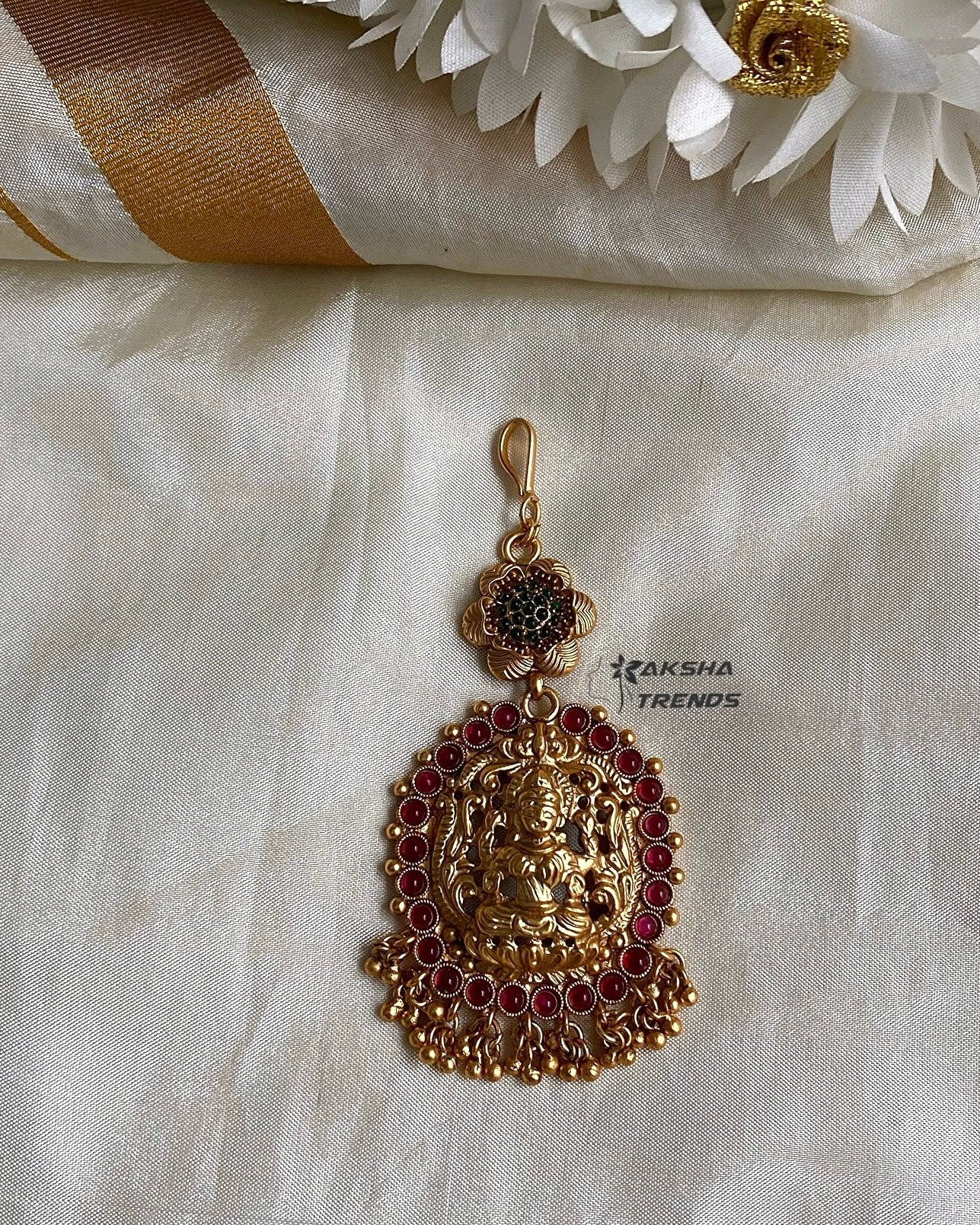 Bridal Lakshmi Nethichudi tikka Aksha Trends