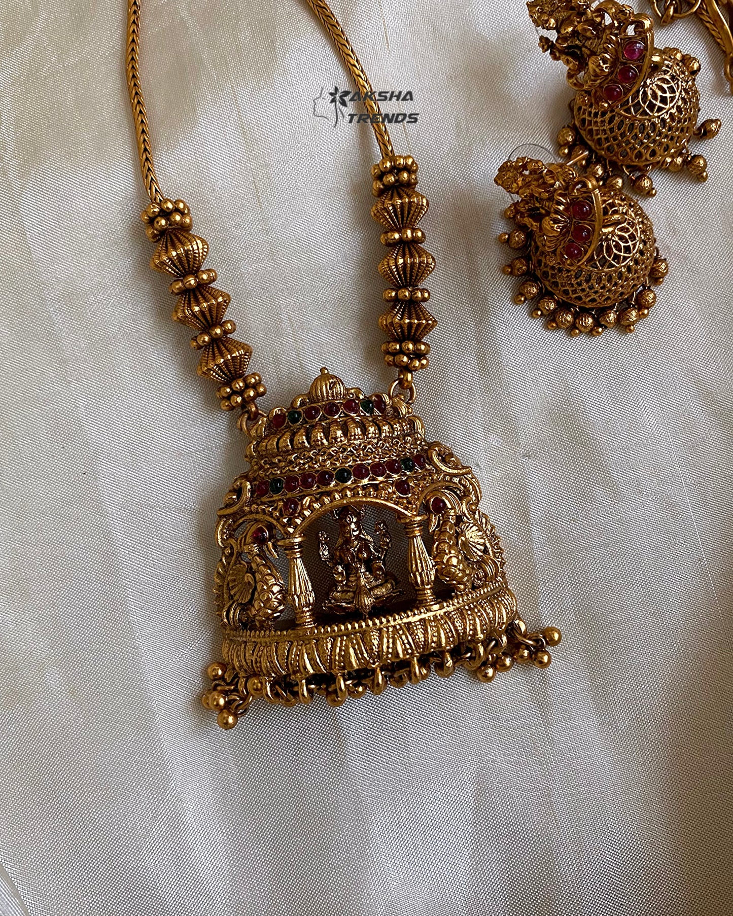 Antique Temple jewellery Aksha Trends