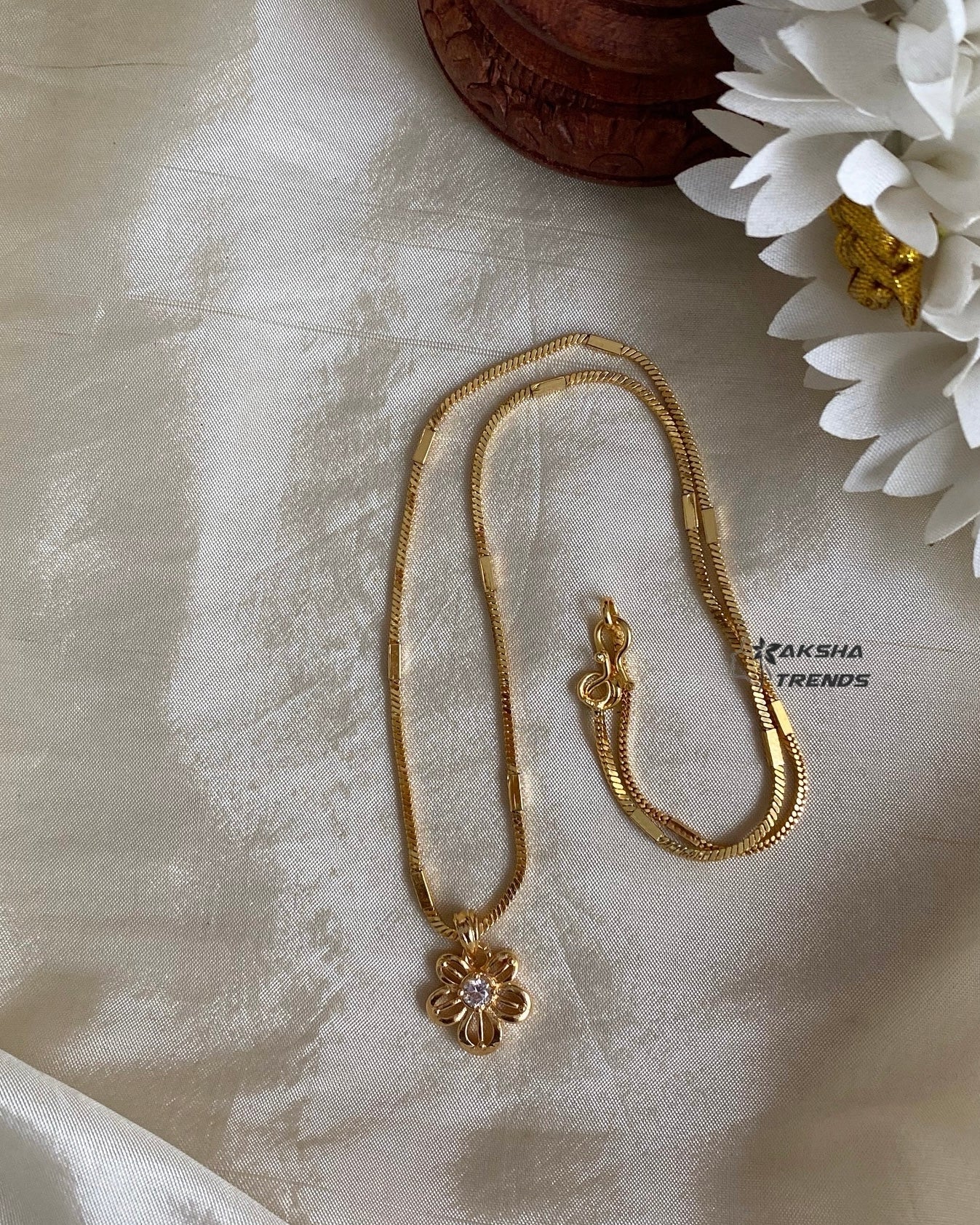 1gm Gold Pendant chain Aksha Trends