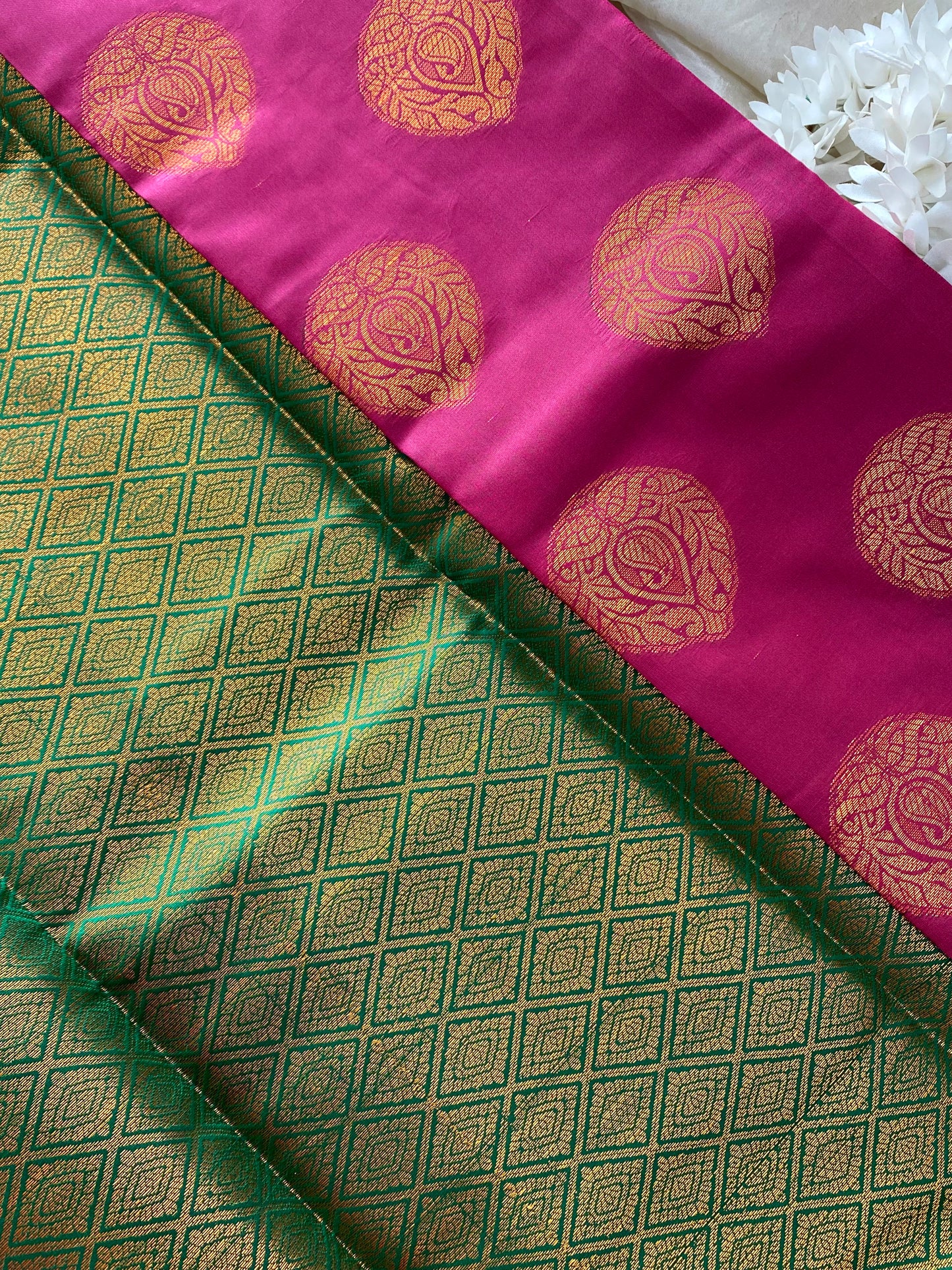 Kanchi Pattu Saree Aksha Trends