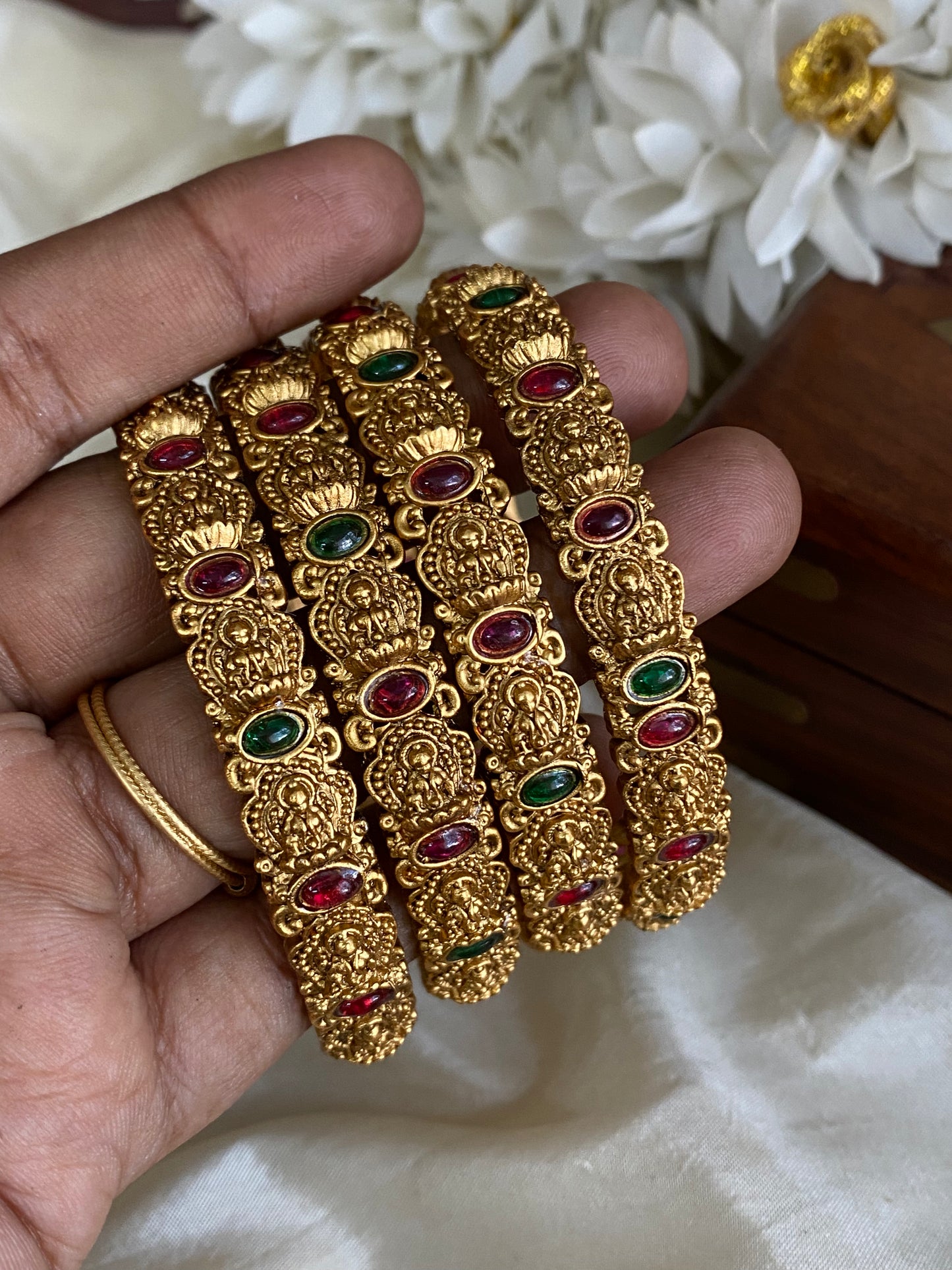 Antique lakshmi bangles (4pc) Aksha Trends