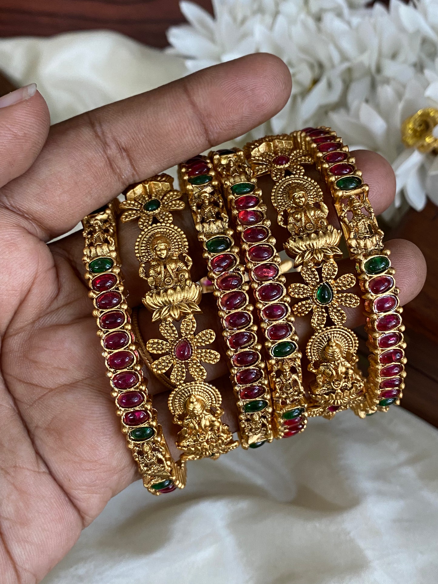 Lakshmi bridal bangles (6pc) Aksha Trends