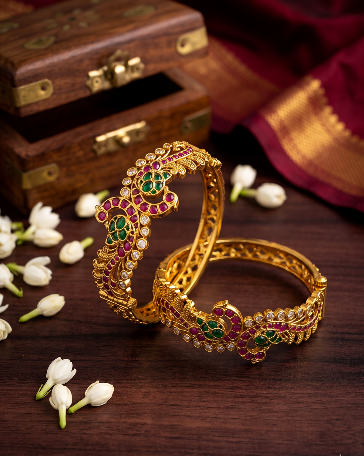 Premium peacock Kada (1pc) Aksha Trends