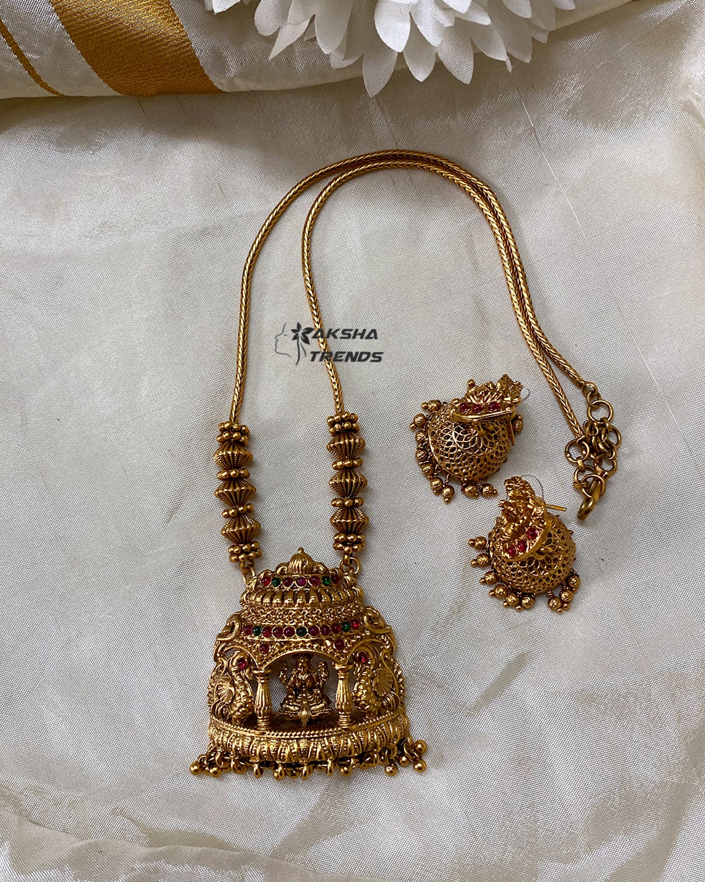 Antique Temple jewellery Aksha Trends