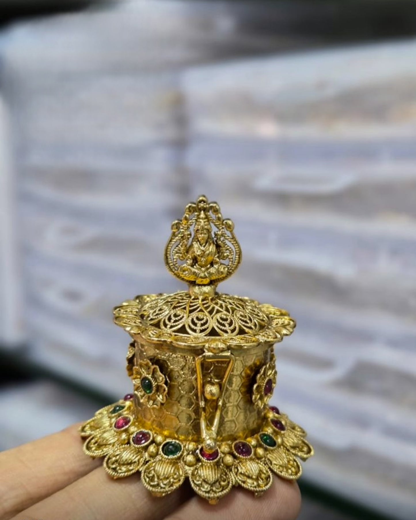Kumkum box -Lakshmi Aksha Trends