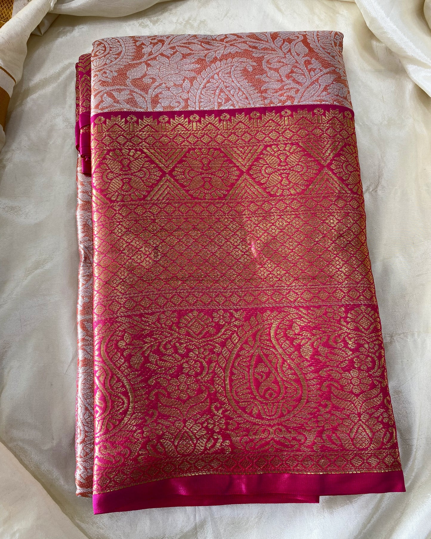 Bridal Silk Saree -Pink Aksha Trends
