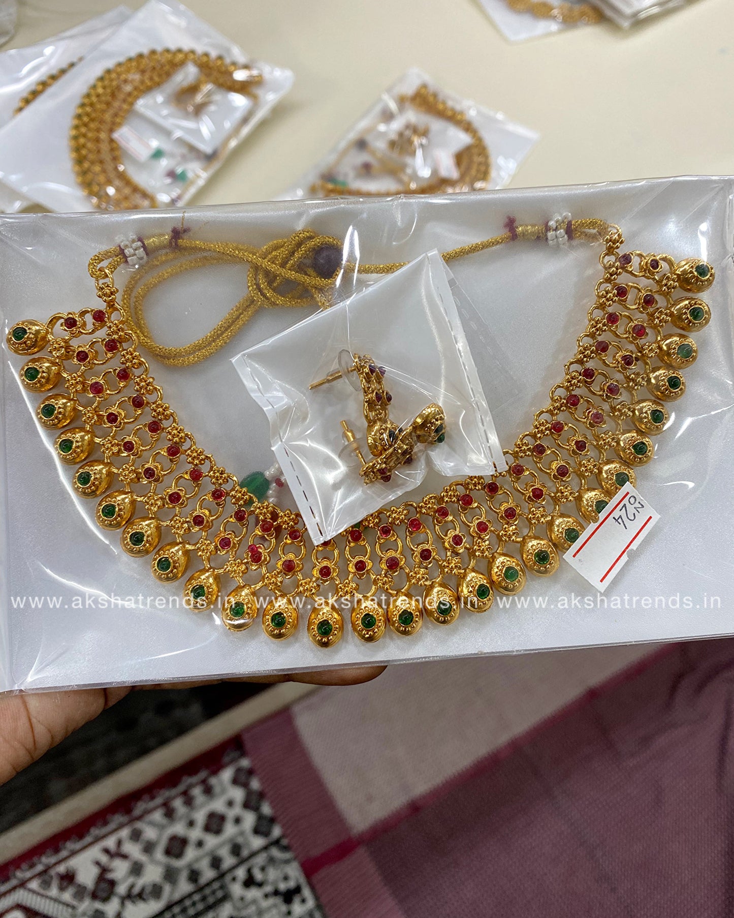 Antique bridal choker Aksha Trends