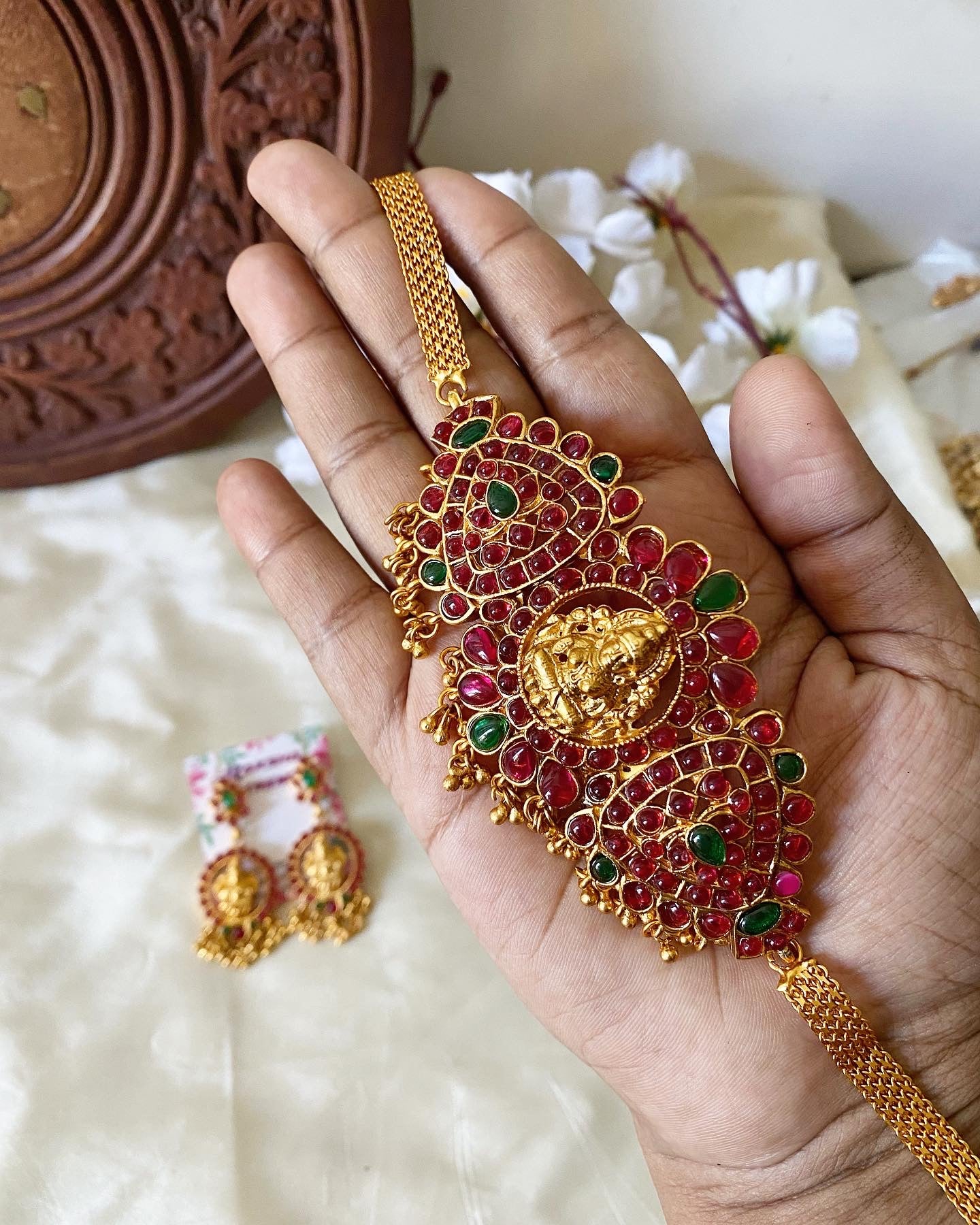 Lakshmi kemp choker big size Aksha Trends