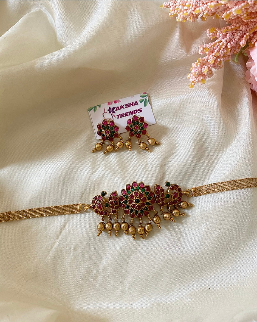 Peacock kemp choker Aksha Trends