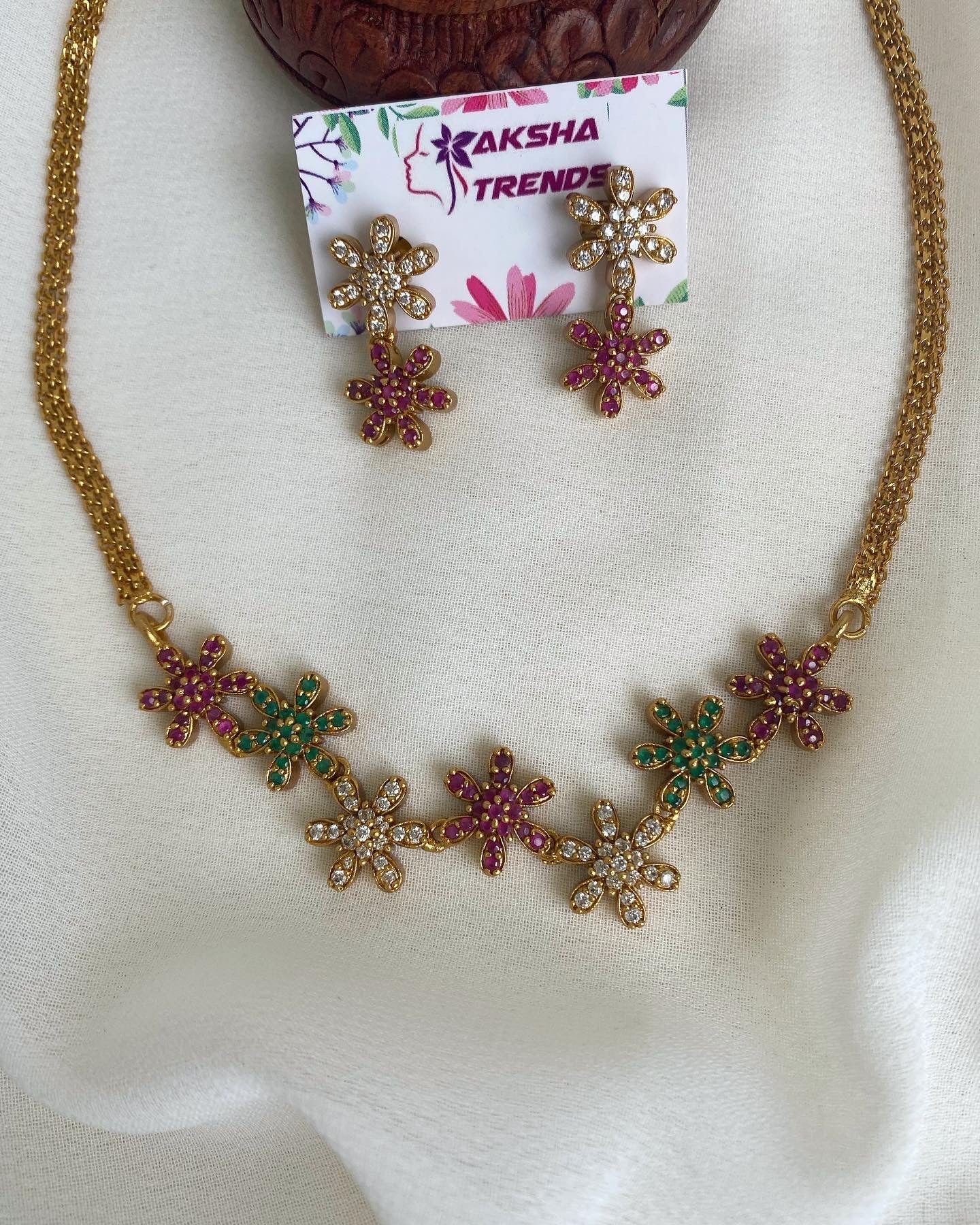 Floral partywear necklace Aksha Trends