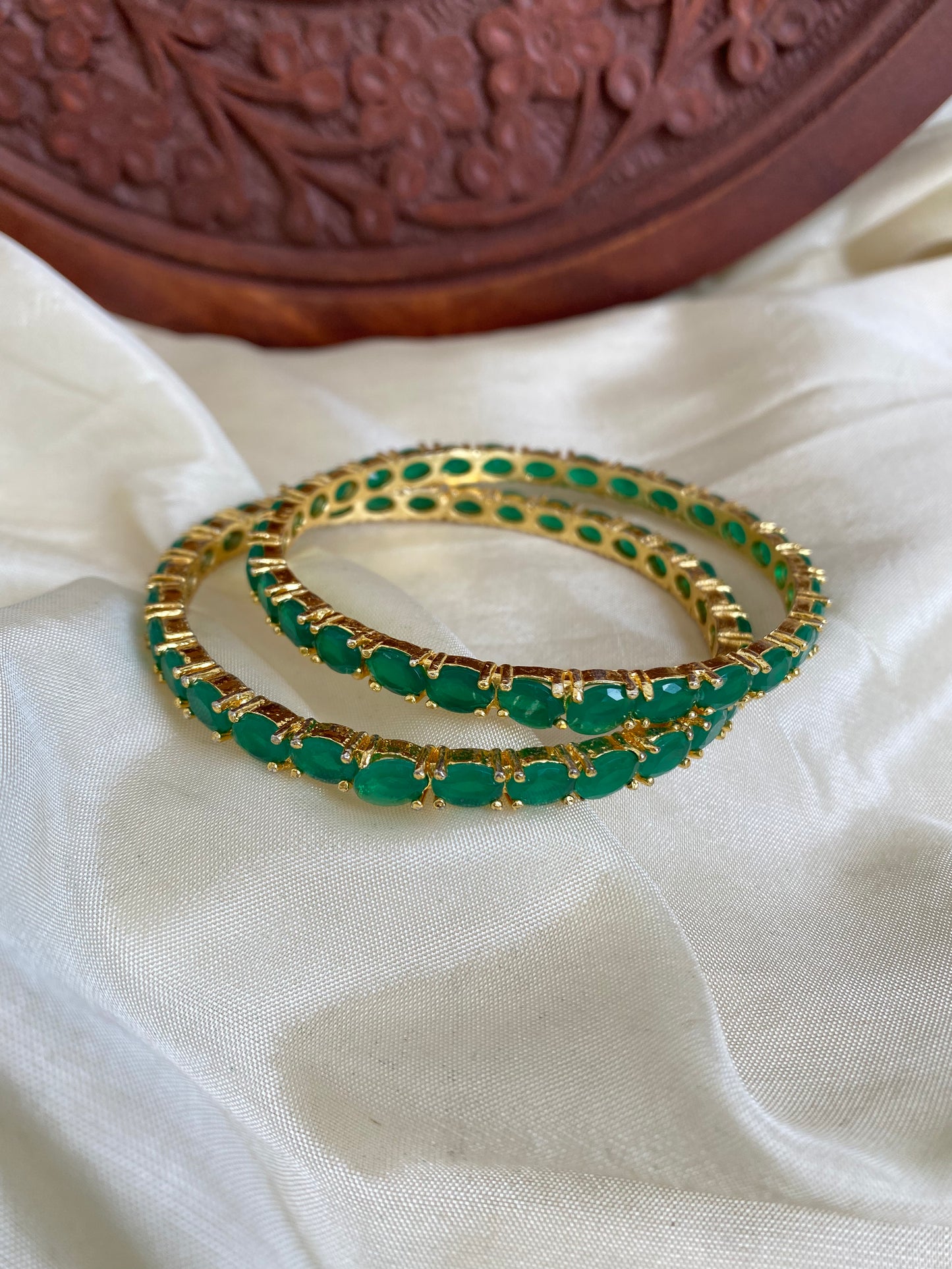 Kemp goldpolish bangles Aksha Trends