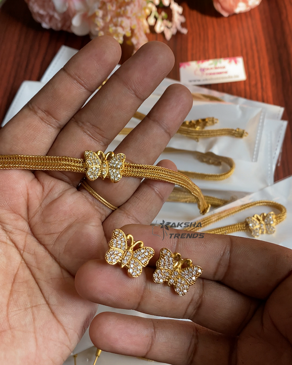 Premium butterfly choker Aksha Trends 