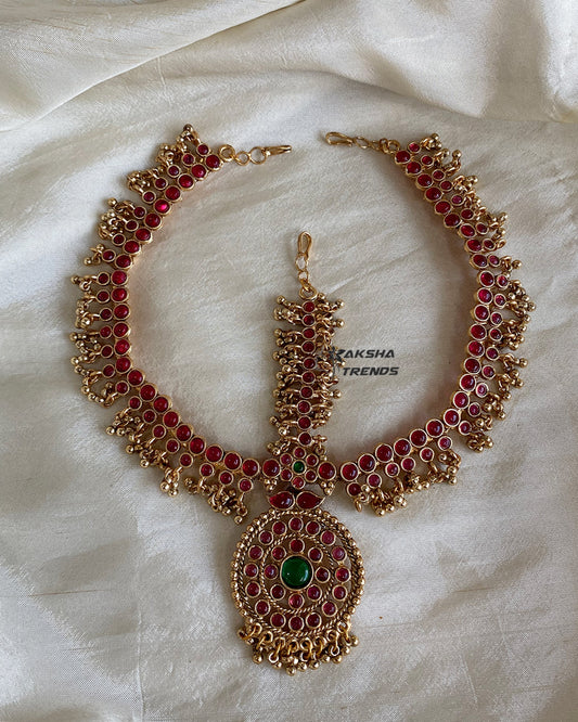 Antique kemp mathapatti tikka Aksha Trends