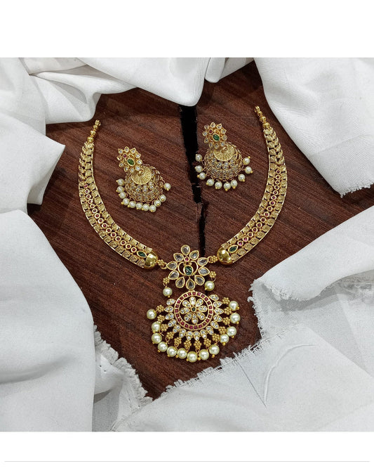 Hasli diamond Necklace Aksha Trends