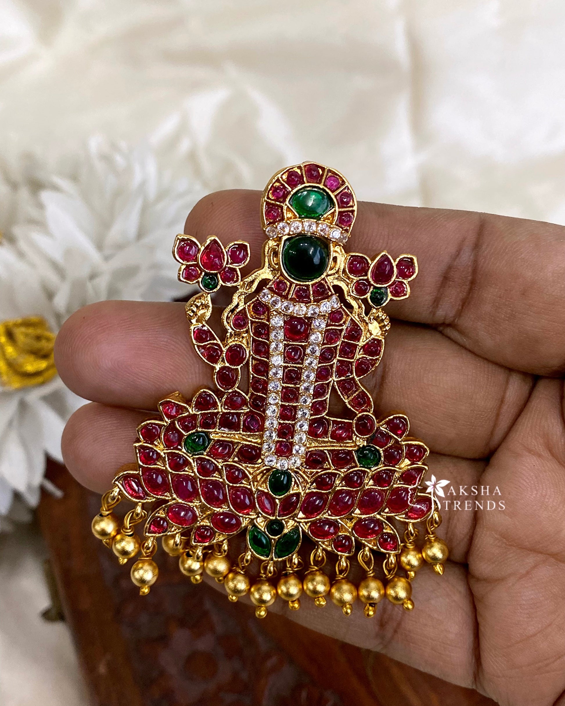 Lakshmi Dollar Aksha Trends