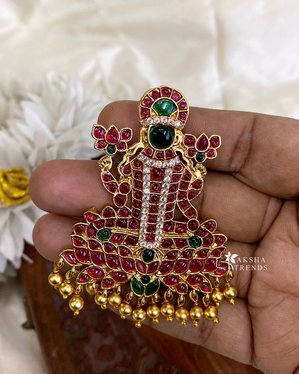 Lakshmi Dollar Aksha Trends 