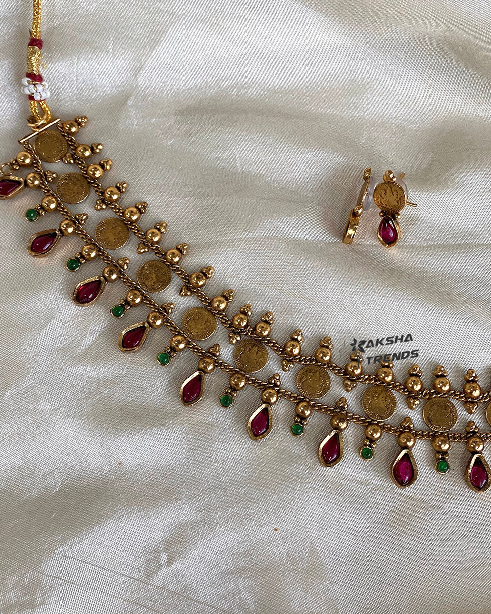 Antique kemp hineck choker Aksha Trends 