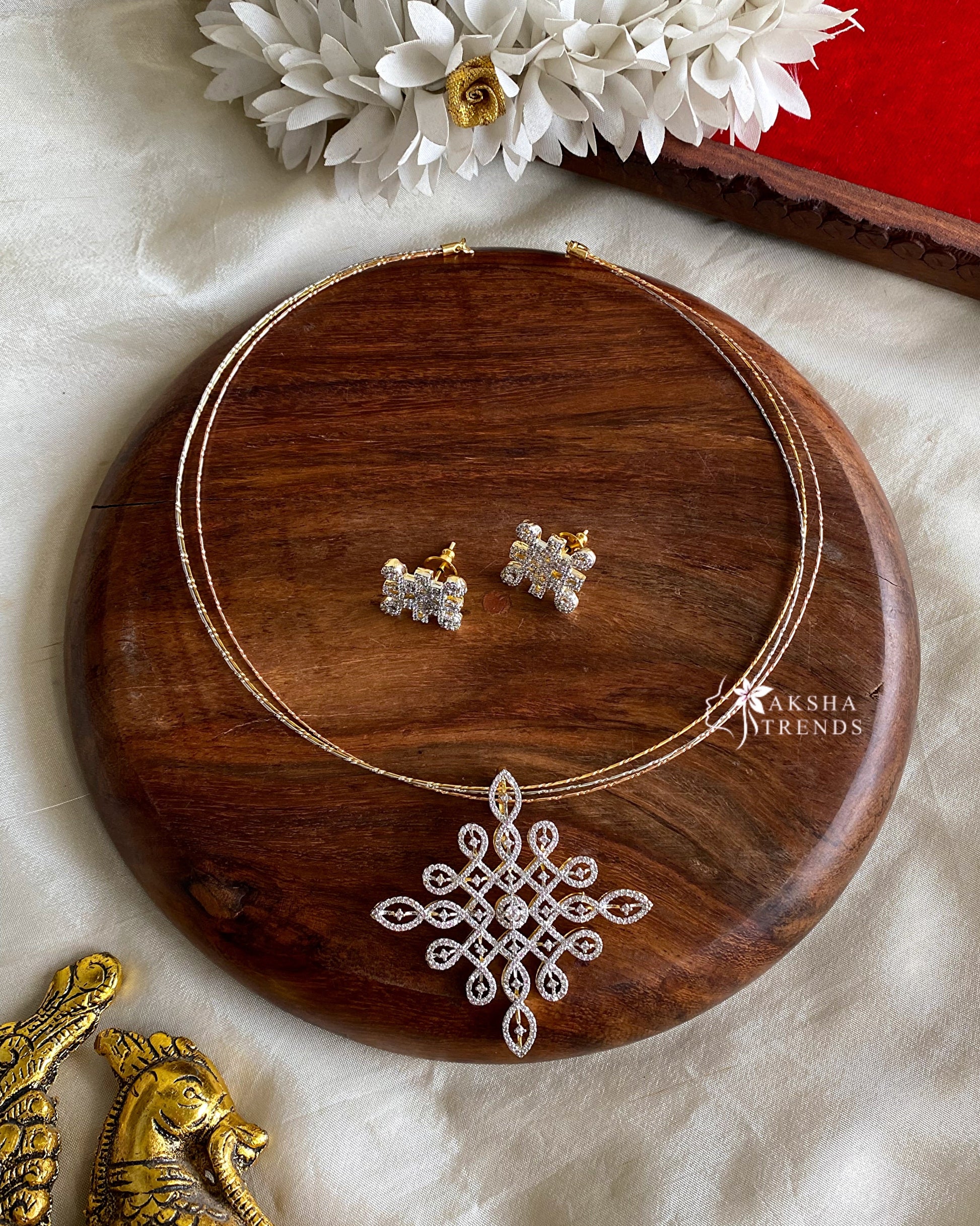 Kolam diamond necklace Aksha Trends