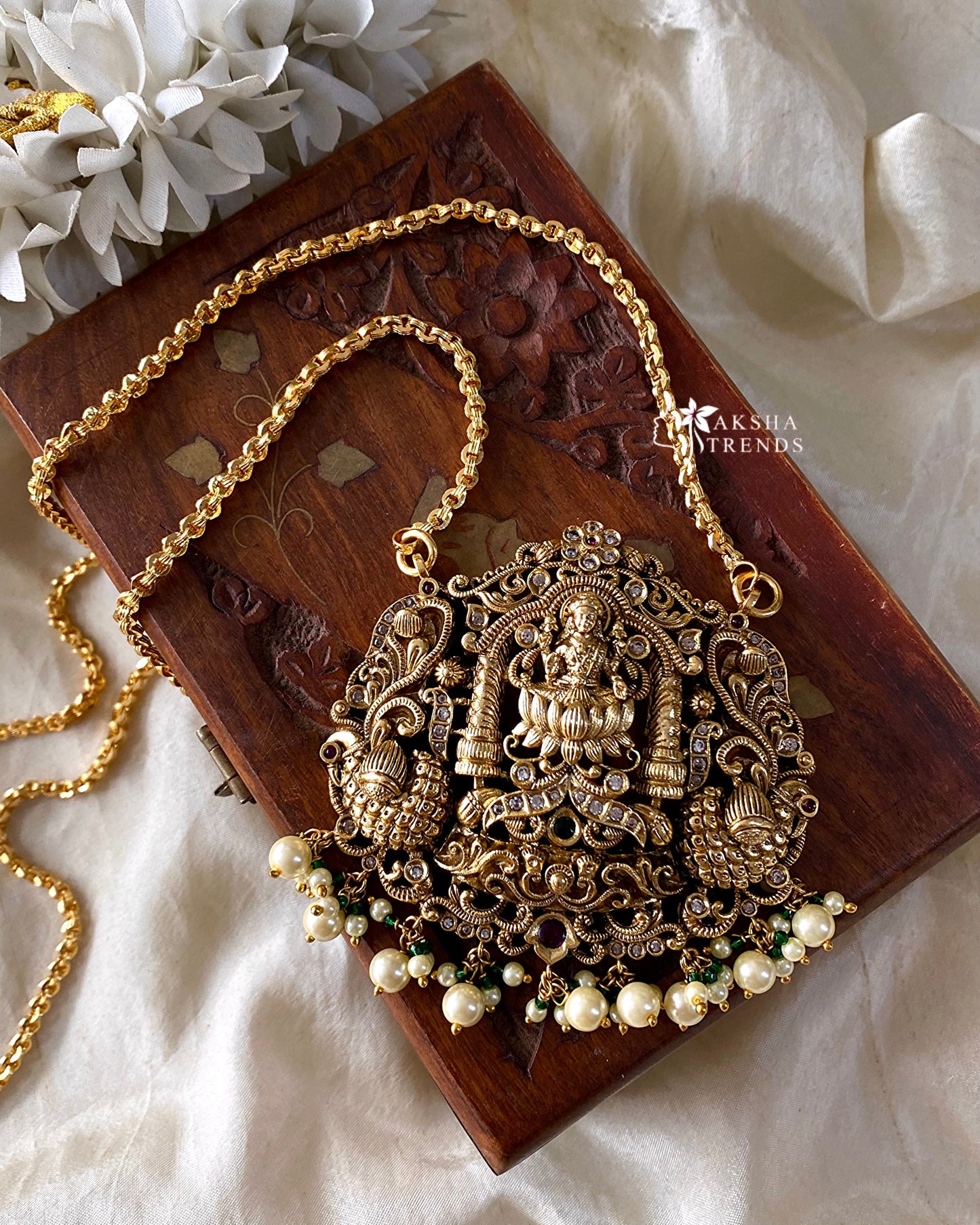 Nagas Temple Dollar chain Aksha Trends