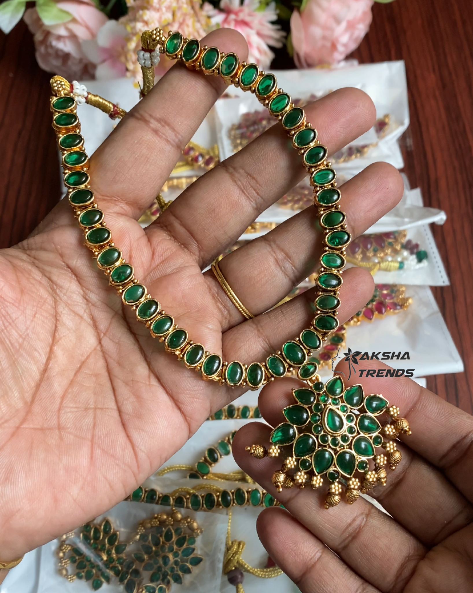 Antique kemp attigai -Green Aksha Trends