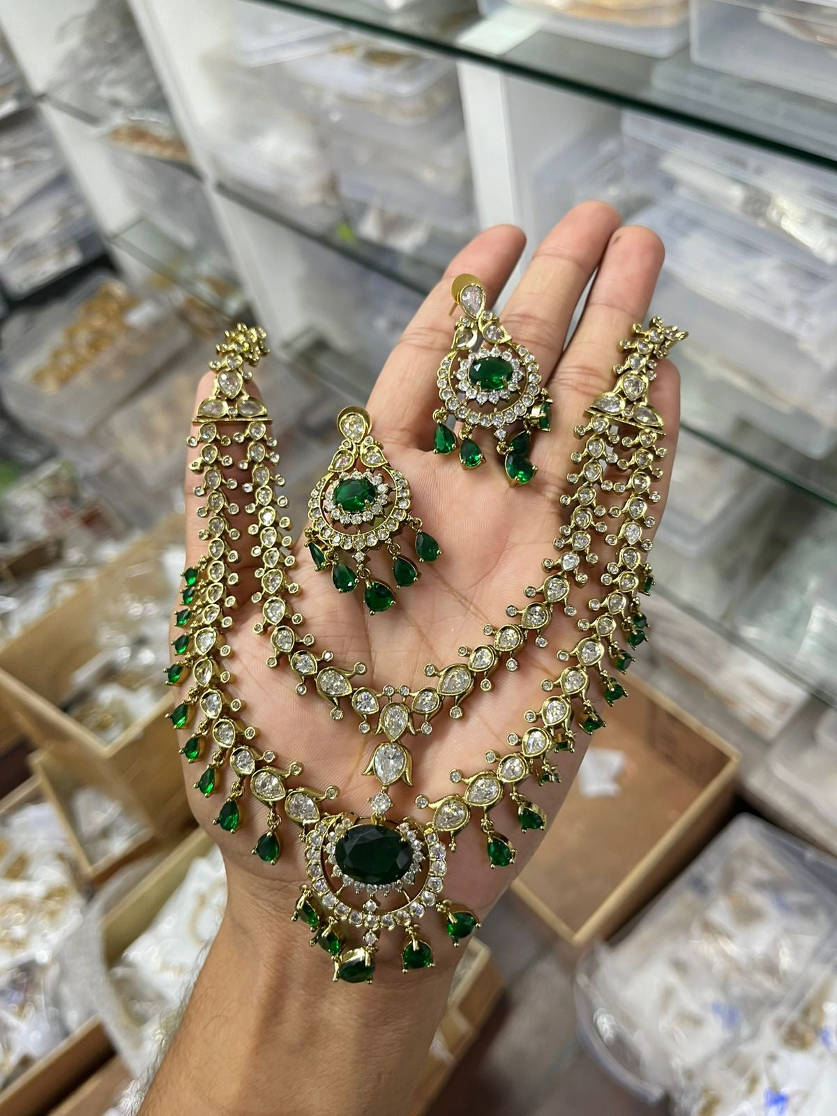 Trisha -3 layer Emerald short haram Aksha Trends