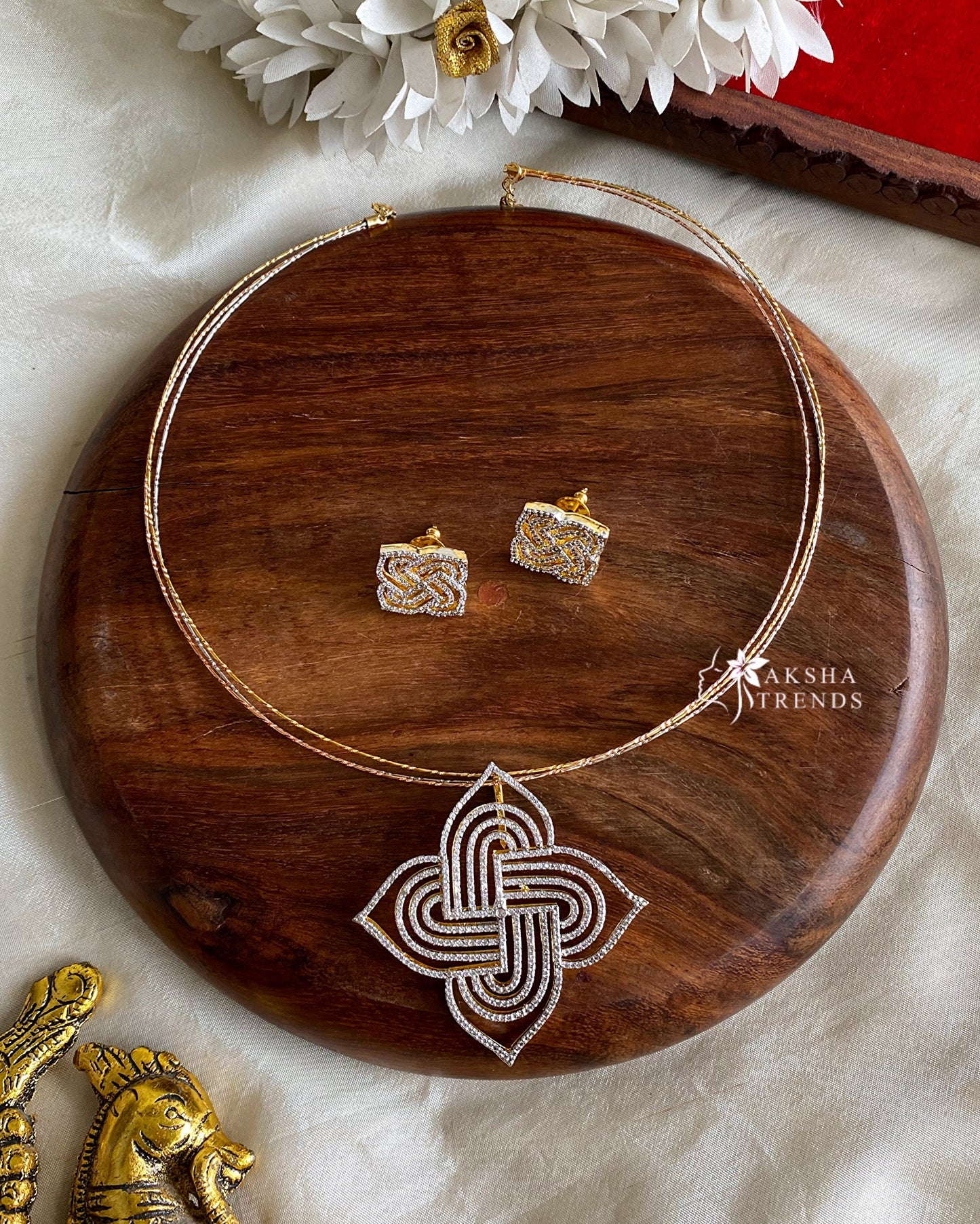 Kolam diamond necklace Aksha Trends